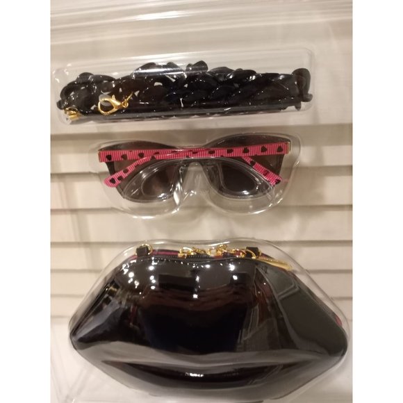 New! Betsey Johnson polarized sunglasses set black - Picture 5 of 7
